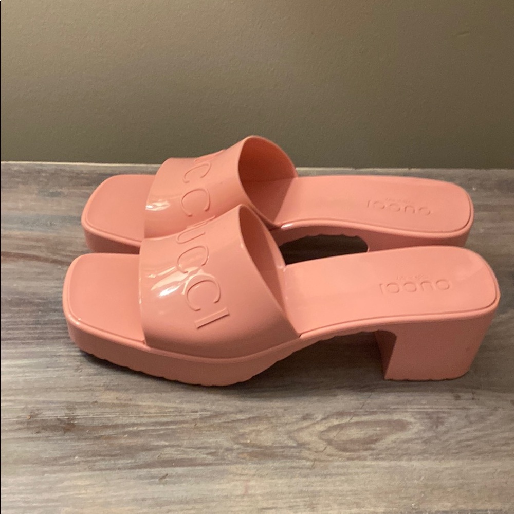 Gucci Pink Sandal - Picture 10 of 15